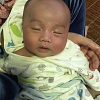 小宝满月咯，