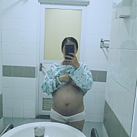 39周加四天 宝宝发动啦 于昨晚九点多顺产下一六斤四两男宝，因为我个子小宝宝于我来说稍大 生产过程...