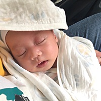 有没有产后满月恶露还没干净的宝妈，这几天腹痛就去检查，医生说子宫还没恢复好，有积血，就打了缩宫针...