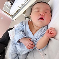 十月一号 怀孕40周+1 我们家的佩奇小十一出生了🐣 至于细节往跟大家分享
