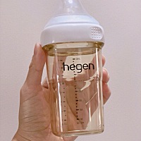宝妈们看过来 用了hegen这个奶瓶 我怀疑我不会拍嗝了 实名表扬这个奶瓶 防胀气一流👍  之前用了贝亲这...