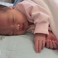 小猪佩奇第六天啦！ 感谢你来做妈妈的宝贝。  分享顺产经历 22点微微肚子疼，23点又疼一次，接下来40分...