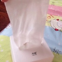 干湿两用的棉柔巾，大人小孩都能用~ 我买的这款棉柔巾，平时给宝宝洗脸擦屁屁都可以，超级柔软的一款棉...