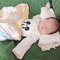 10月2号23.21出生 6.9重 顺产 孕期没忌口 很喜欢喝饮料 吃乱七八糟的东西  感谢老天眷恋我 给我一个宝宝...