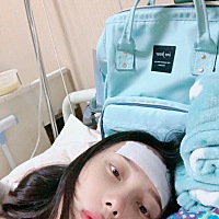 乳腺发炎，从来没想过会有这么疼，比生孩子还疼… 烧到了39敷，打了一晚上的消炎针现在降到38度，乳房摸...