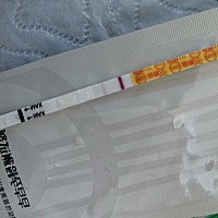 上个月是九号早上的金.秀.儿早早孕测的。二十八排卵的。我这个是有还是没有呢？听说早早孕试纸不断加深...