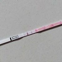 测出来是这个样子的，第一次用这个秀.儿的早孕试纸，就测出是这样的了，是不是意味着下次不可以安排了吗？