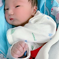 2019.10.16上午8点刨宫产：7.8斤健康男宝宝一枚～ 分享一下生产过程：空腹一天，八点刨宫产结束回到病房...