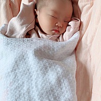 🧡➕🧡=👨‍👩‍👧 10.14  11:42 刨  千金一枚 重  5.4斤       住院两天了都没动静，14号早...
