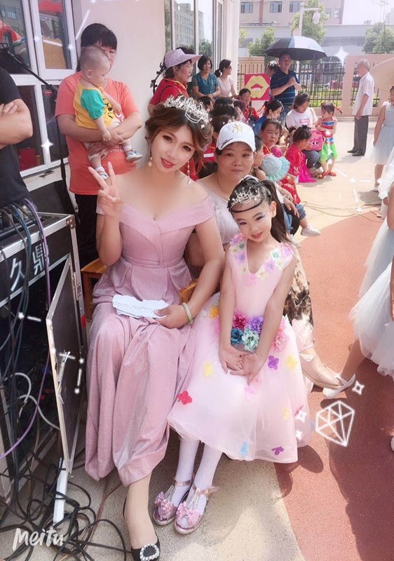 大宝主持幼儿园的六一庆典及毕业典礼！😍