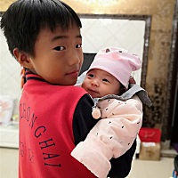 39周 5，就是因为总不发动，就虐一下也许就发动了，组织一场麻将打到10点半回家，也许是兴奋一直睡不着...