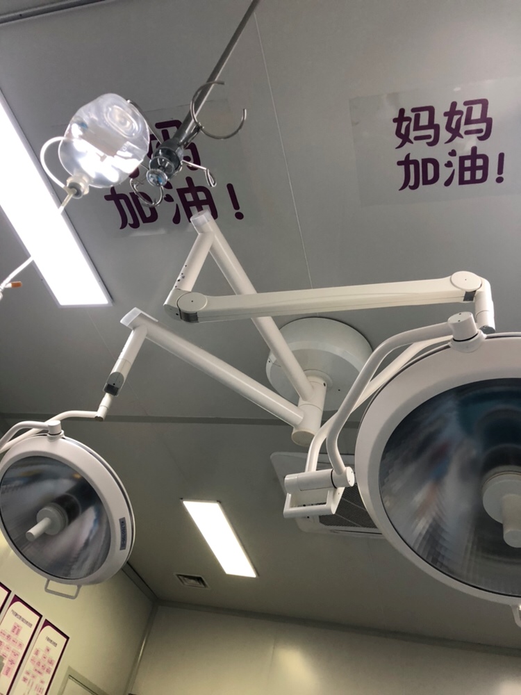 分娩时的照片