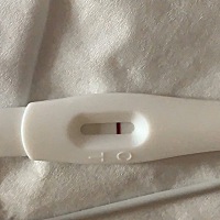 前几天测出来有印，隔一天测一下又没有了，不想吃只想喝加好多醋的那种汤，也特别爱睡上厕所，腰会酸，...