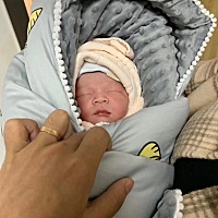 报喜啦！10月30日上午8:54分剖腹产男宝宝，六斤三两。 分享一下剖腹产经历，我是头胎，选好日子就办...