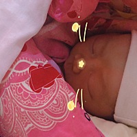 折腾了好几天终于出生了，从前天晚上23:00开始阵痛一直到昨天下午12:58分顺产小佩奇一枚，过程酸爽不想...