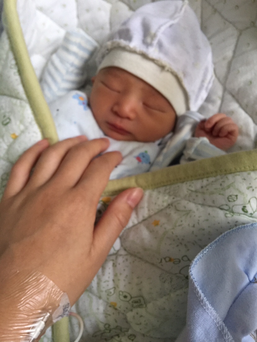 希望大家都要男的男，要女得女