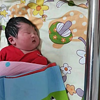 超快顺产女娃经历！10月4日晚，想着为什么超预产期还不生，情急之下去跳了一会广场舞，晚上23点左右愉快...