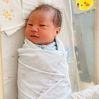 11.317:45，乔治宝宝，顺产8.3🐷🐷🐷