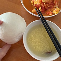 婆婆本来一直在老家 在怀孕期间没有照顾我一天  说过来伺候月子 马上算上今天还要三天就出月子了 我有一...