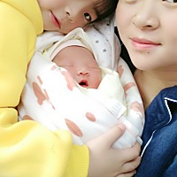 报喜了，报喜了，十一月六号剖宫产八斤多的胖乔治一枚，这过程有多酸爽剖过的妈妈都清楚，话说二胎剖的...