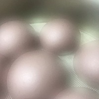这几天在忙着双十一淘宝撸货，吃的都没做。昨晚一下子给不上了，紫薯馒头南瓜馒头，这可是我第一次做圆...