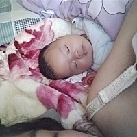 小猪睡觉一直往下面缩，😓😓