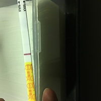 排卵期后一直有血丝直到大姨妈，今天是第六天了，金秀儿的早早孕白板～