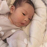 每天表情动作都很丰富……宝宝的世界肯定很美好～