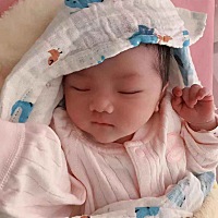 我来报喜啦，半夜两点多见红，随后就是三分钟间隔的阵痛，5点到医院开到3指，直接产房待产，抽血，当时...