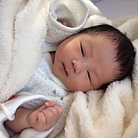11.14，麻麻刨宫产把我诞生了，我是粑粑的小情人、妈妈的小棉袄、哥哥的小妹妹.以后我要健康快乐成长！