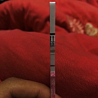 意念灰，终于有看到了淡淡的了，祝我好孕！！！千万千万别是无效啊老天！放大看没有，这样看就有印了，