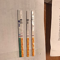 末次月经10.18，心急15号就开始陆续测，19号才测到了一点浅粉，这两天有些加深，期待是真的～