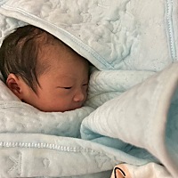 宝宝在10.19上午09:25分出生了，刨宫产，6斤，过程没有我想象的那么痛苦，迷糊怀孕，迷糊生产，一切都像...