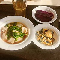♛分享月子第1⃣️8️⃣天饮食  ⬔ 吃饱后要和麻麻玩会，其实更喜欢伴麻麻的歌声或听着麻麻讲故事入睡 ...