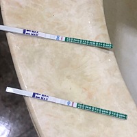 请问这个是怀上了吗？