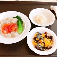 ♛分享月子第2️⃣3️⃣天饮食  宝说⬔麻麻今天把我洗澡澡，笨手笨脚的，我还没十斤，麻麻这个120的人尽...