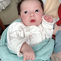 我的小天使，愿你今后健康快乐成长，爱你么么哒😘😘