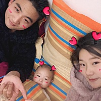 来一组一家三口👨‍👩‍👦🤔