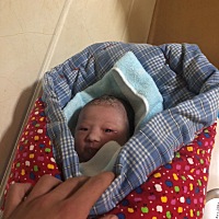 早上6:30，我的女儿出生啦，很开心，也感谢老婆的坚强！来给你们接好运啦！
