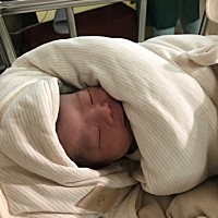 开奖了，男宝，生完这个在也不生了，怎么可以那么那么疼，26号39+4的时候去的医院，有宫缩但是不规律，...