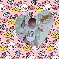两颗小乳牙已经露尖尖儿啦🤗🥰👶 穿着妈咪新买的屁屁衣睡香香 谢谢妈咪♡☘︎ 妈咪是不是要给我换...