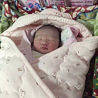 3019.12.02，顺产五斤八两女宝。