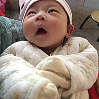 包被裹不住啦，小手手要出来玩耍
