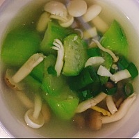 宝宝需要母乳喂养，相信宝妈们都知道这点，好的母乳可以促进宝宝的生长发育，让宝宝健康成长，所以说母...