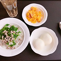 来更新了 ♛分享月子第2️⃣6️⃣天饮食  宝说⬔今天又打预防针了，麻麻说我特别勇敢，特别乖！感谢伊安...