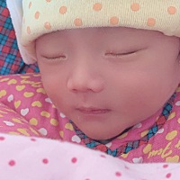 宝宝拉肚子红屁股了怎么办？好心疼😔。照顾宝宝是一件很细心的事。