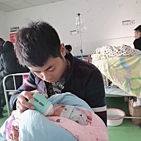 37 2周    12月5号凌晨半夜洋水破了，一点都不痛，没得那样感觉只有一定分泌物和一会流水出来，因为是第...