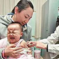 一类疫苗 指纳入国家免疫规划的疫苗，由政府出资、免费提供，适龄儿童应当按照免疫程序依法受种的疫苗，...