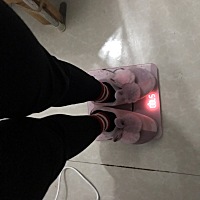 没有怀孕的时候体重55公斤，孕晚期体重70公斤。马上就要瘦回孕前体重了，加油