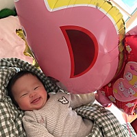 堵奶中，烦躁